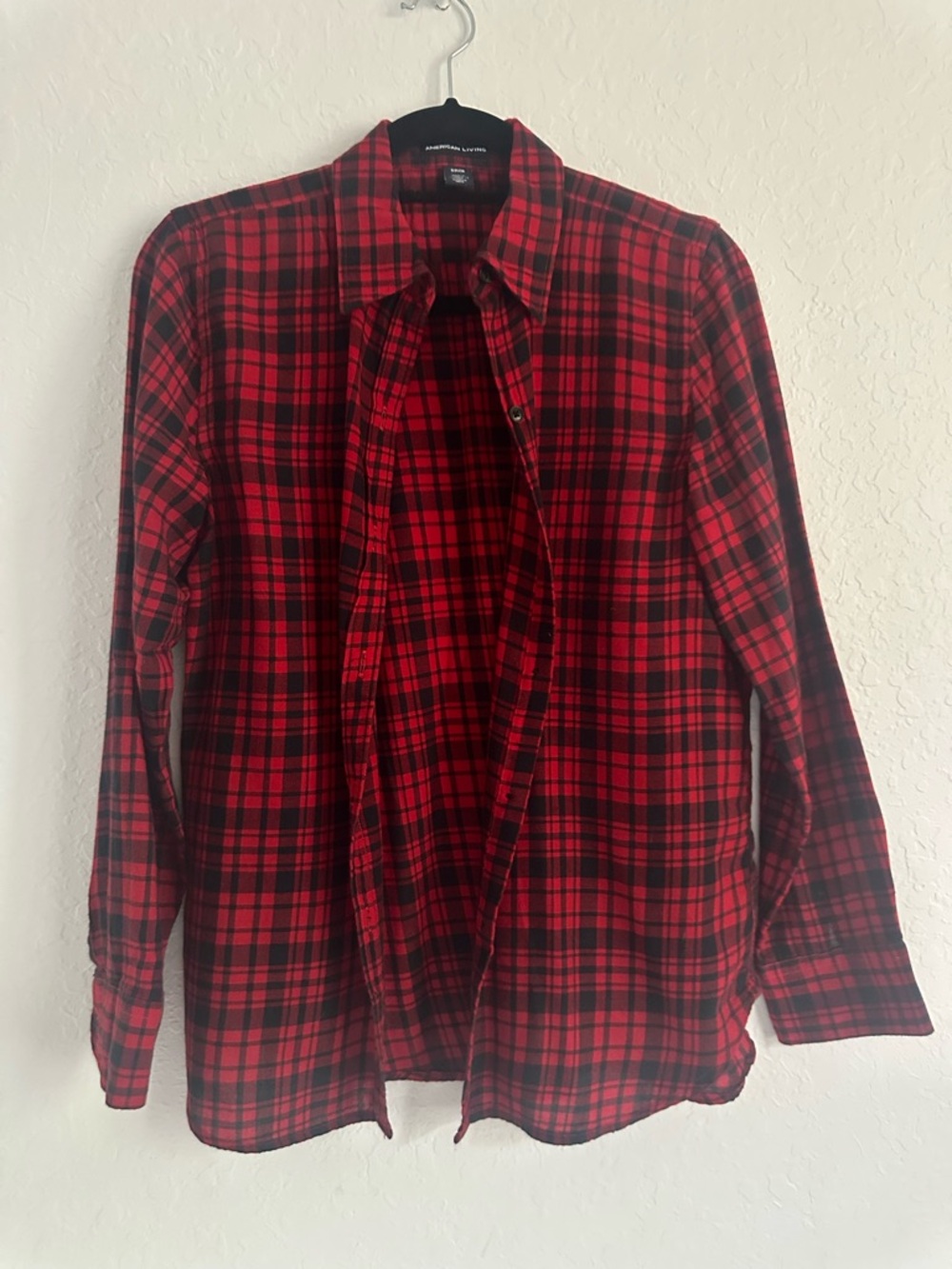 American Living Red and Black Plaid Shirt Small